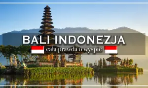 W lipcu na Bali, świątynia na wodzie w otoczeniu zieleni i gór. Idealne miejsce na wakacje.