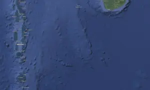 Archipelag Malediwy, gdzie znajdują się malediwy, rozciąga się na Oceanie Indyjskim, na południowy zachód od Sri Lanki.